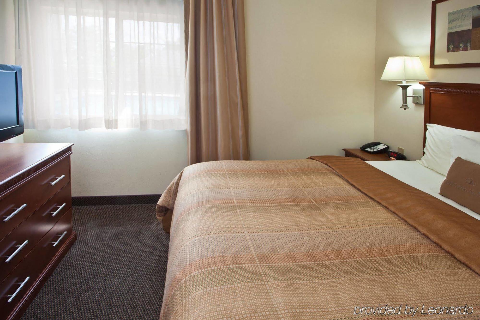 Candlewood Suites Fort Myers/Sanibel Gateway By Ihg Habitación foto